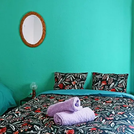 Ondaluz Bazan Apartment